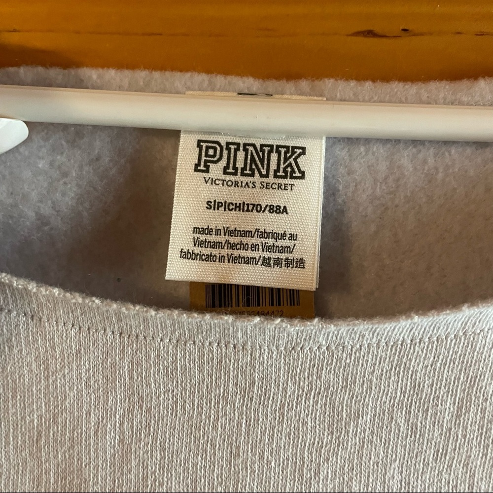 NWT PINK Victorias Secret Sweatshirt - Picture 4 of 11